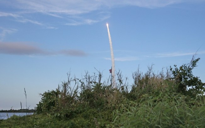 Lançamento de satélites a partir do Cabo Canaveral, 28 de abril de 2025