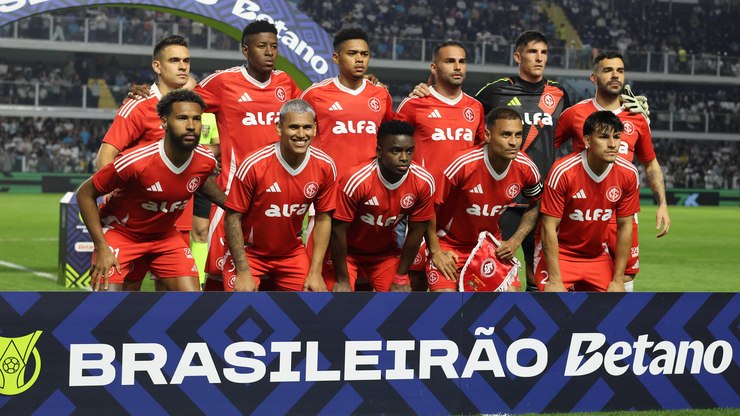 Argentino%20exp%C3%B5e%20inimizade%20entre%20jogadores%20do%20Inter