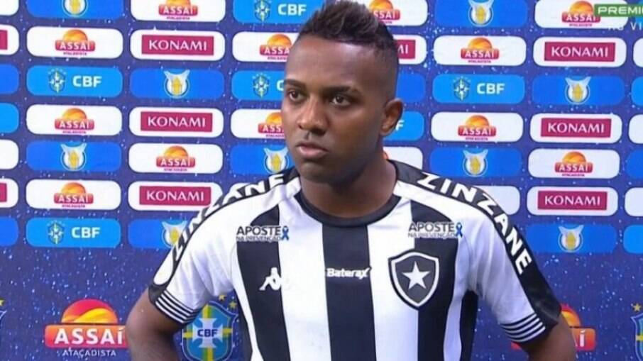 Kelvin é um dos nomes que não fica no Botafogo 