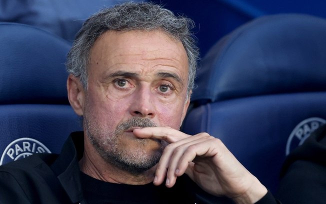 Filipe Luís reencontra Luis Enrique, e PSG busca primeira vitória no Campeonato Francês