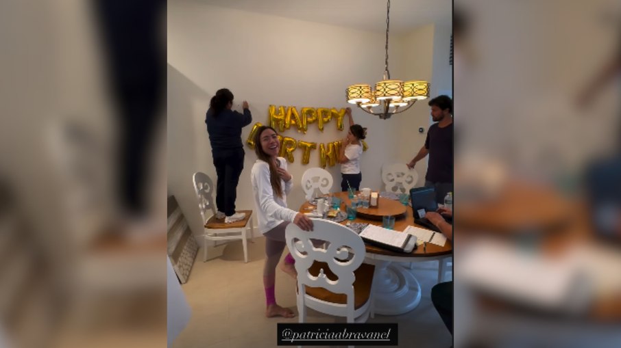 Carro de Patrícia Abravanel é roubado no dia de seu aniversário