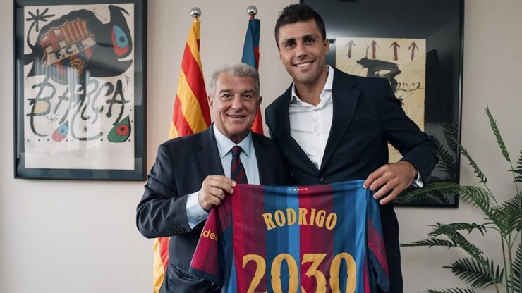 Barcelona%20p%C3%B5e%20fim%20%C3%A0%20novela%20e%20anuncia%20melhor%20jogador%20da%20Copa