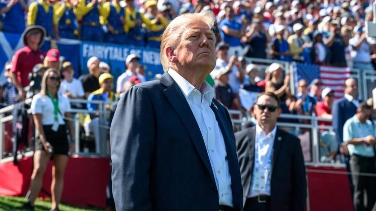 Trump insiste em desejo de dominar a Groenlândia