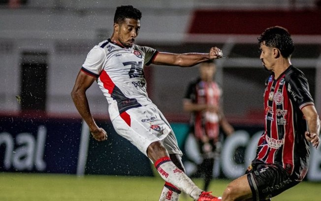 Vitória goleia o Atlético-BA e garante vantagem para o segundo jogo da semifinal do Baianão Vitória goleia o Atlético-BA e garante vantagem para o segundo jogo da semifinal do Baianão
