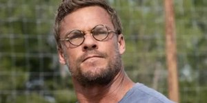 Alan Ritchson, de 'Velozes e Furiosos', espanca vizinho, nos EUA