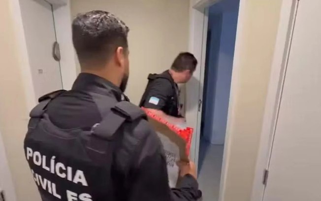 Polícia Civil faz buscas em imóvel de atacante do Vasco