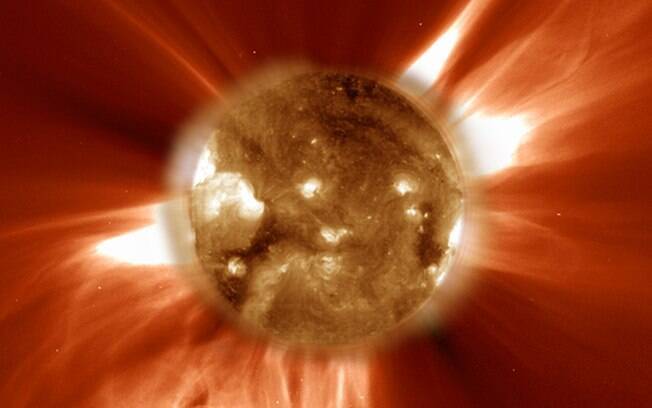 Massa da tempestade solar viajou pelo meio interplanetário até atingir a Terra e causar danos aos meios de comunicação