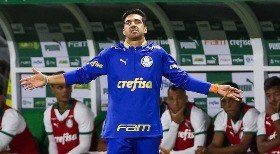 Abel defende jogador criticado no Palmeiras