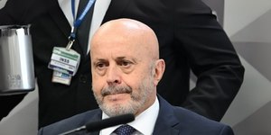 "Careca do INSS" nega fraude e fica em silêncio na CPMI