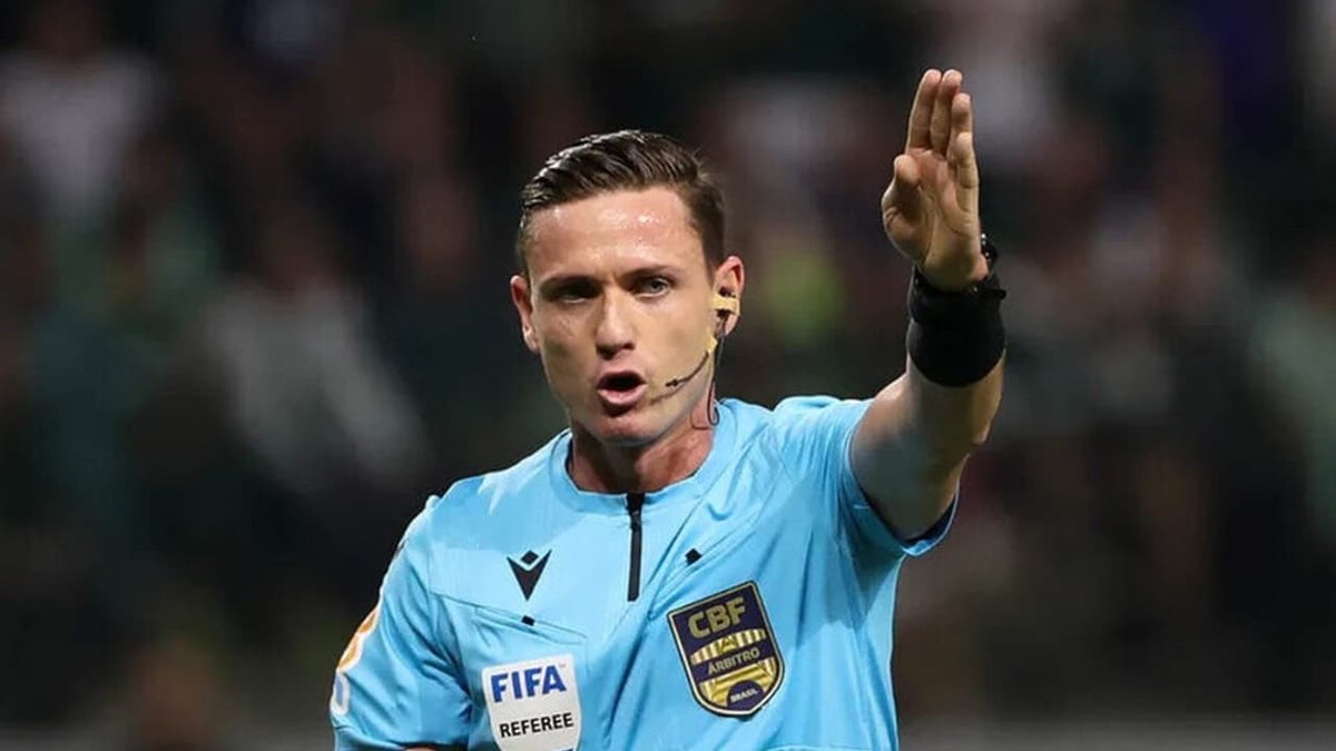 Ramon Abatti Abel foi afastado pela CBF após erros no clássico entre São Paulo e Palmeiras Ramon Abatti Abel foi afastado pela CBF após erros no clássico entre São Paulo e Palmeiras