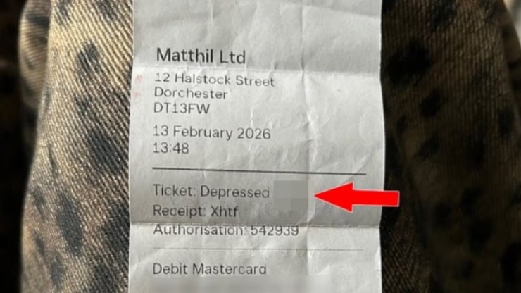 Família é ofendida por cafeteria durante velório na Inglaterra