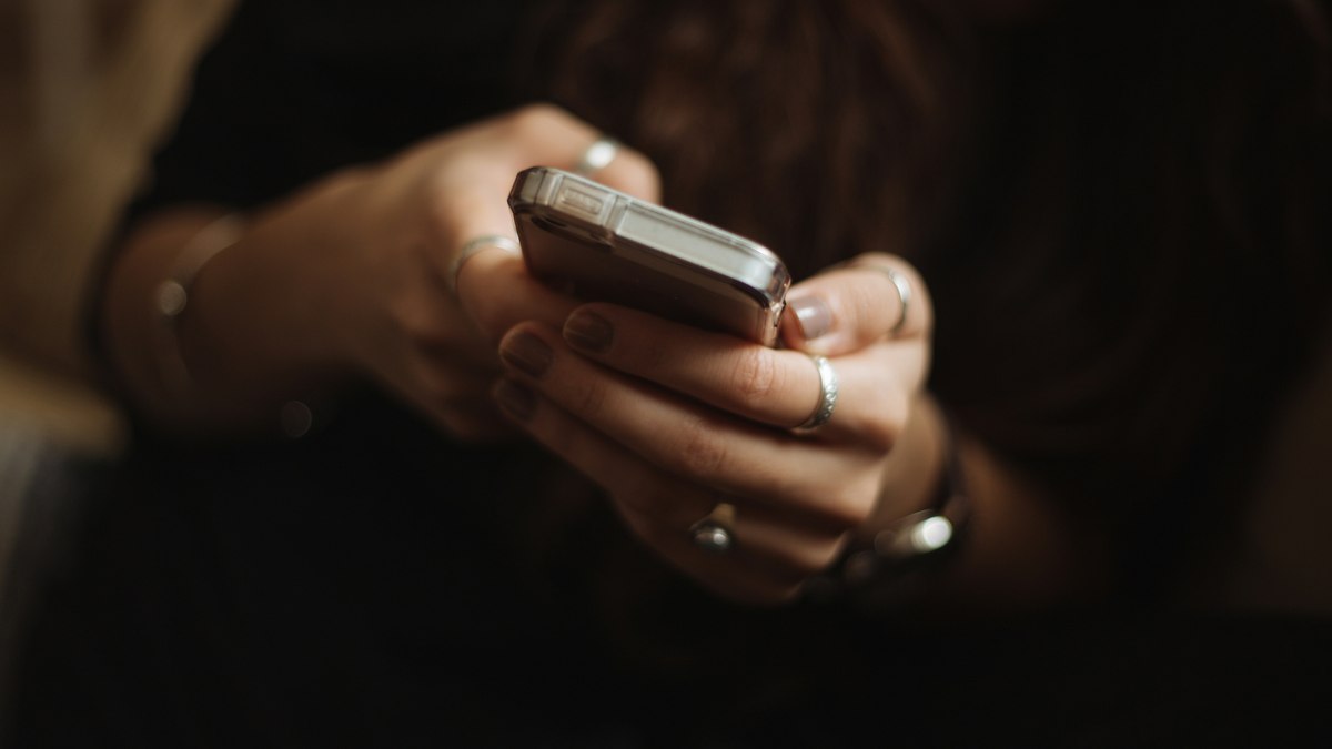 Aumento na conta de celular sem aviso ou fora das condições contratadas pode ser questionado Aumento na conta de celular sem aviso ou fora das condições contratadas pode ser questionado