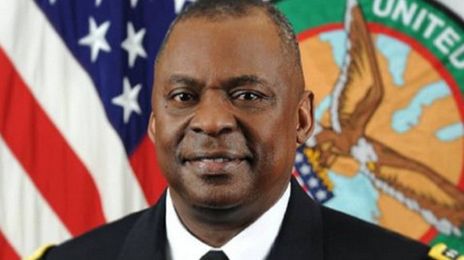 O secretário de Defesa americano, Lloyd Austin, participa de conferência de ministros em Brasília