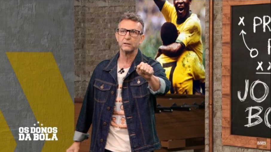 Após revista deixar Pelé como 4º da história, Neto rebate: 'Babacas'