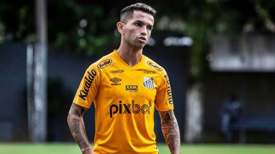 Gabriel Carabajal não participou da estreia do Peixe no Brasileirão