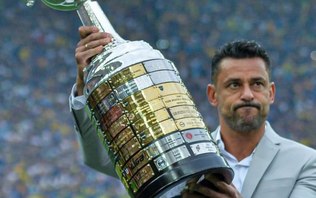 Ídolo do Fluminense: Fred manda recado para torcida: Desfrutem