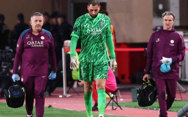 Donnarumma deixa partida contra o Monaco e leva 10 pontos no lado direito do rosto