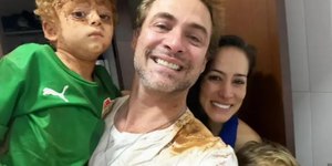 Menino cai em buraco de 5 metros e pai pula para salvá-lo