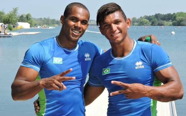 Isaquias Queiroz e Erlon de Souza faturaram medalha de ouro no Mundial de canoagem