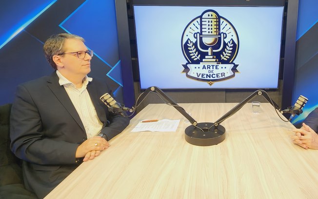Fundador do Espaço da Audição comanda podcast Arte de Vencer