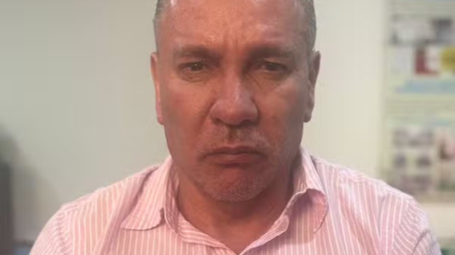 Marcos Roberto de Almeida, o Tuta, foi preso nesta sexta-feira (16) em Santa Cruz de la Sierra, na Bolívia Marcos Roberto de Almeida, o Tuta, foi preso nesta sexta-feira (16) em Santa Cruz de la Sierra, na Bolívia