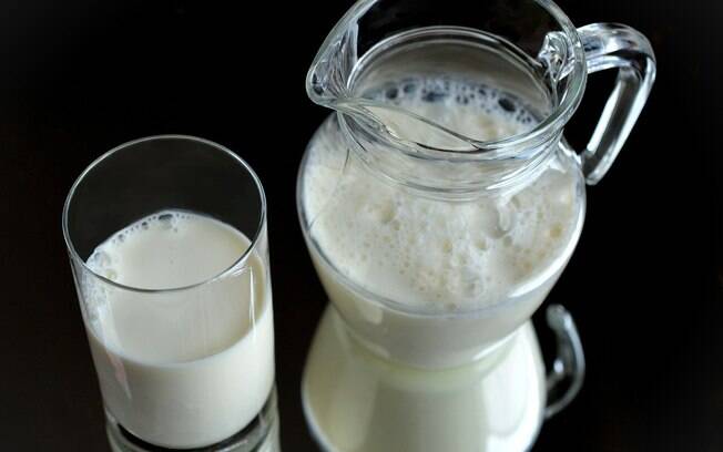 O leite não desfaz a tapioca, ele hidrata e faz com que o amido se potencialize