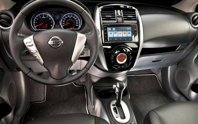 Nissan Versa traz equipamentos de segurança e comodidade, veja