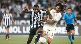Botafogo vence o Universitario e respira na Libertadores