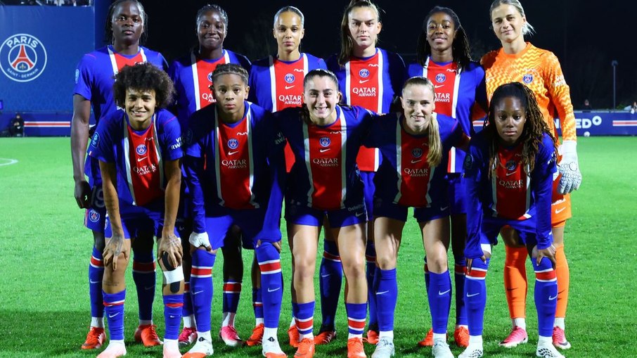 Paulo César, ex-jogador do clube, é o técnico do PSG feminino Paulo César, ex-jogador do clube, é o técnico do PSG feminino