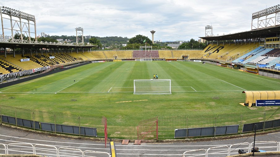 Estádio Raulino de Oliveira recebe hoje os times de Volta Redonda e Fluminense
