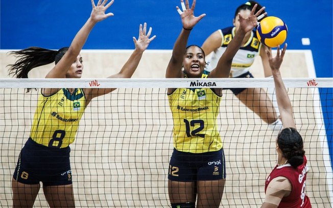 Reservas mudam o jogo e Brasil estreia com vitória na VNL