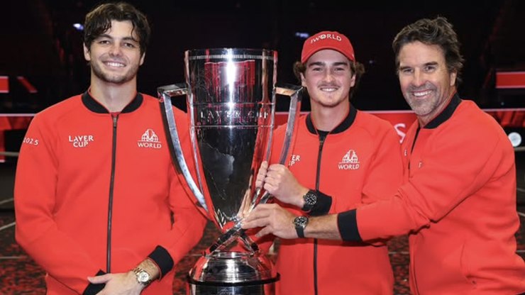 Sem jogar, João Fonseca conquista seu 2º título profissional