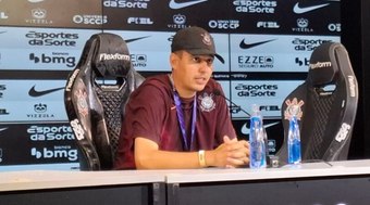 Corinthians%20anuncia%20sa%C3%ADda%20do%20t%C3%A9cnico%20Lucas%20Piccinato