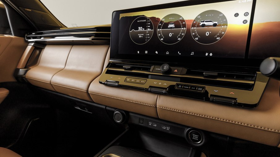 Novo Mitsubishi Pajero terá duas telas de 14,3 polegadas e Multi Meter com informações para uso fora de estrada