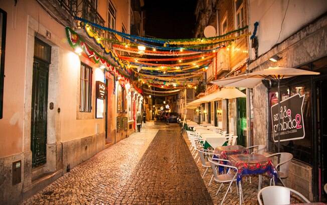 Quando o assunto é gastronomia de Portugal, as tascas são econômicas e se destacam pelo charme