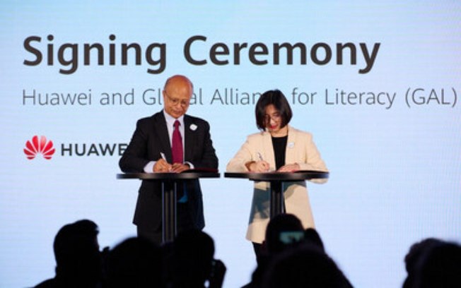 Huawei ingressa na UNESCO Global Alliance for Literacy para intensificar a formação de talentos