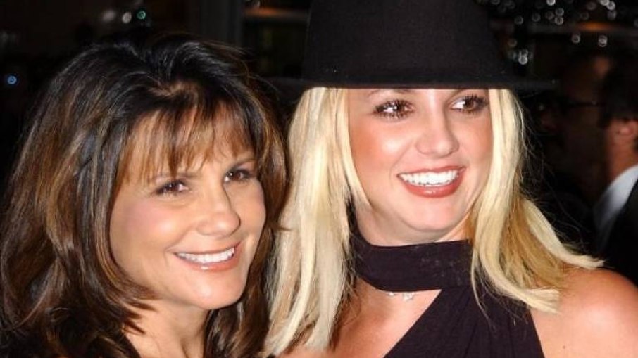 Lynne Spears pede perdão para Britney 