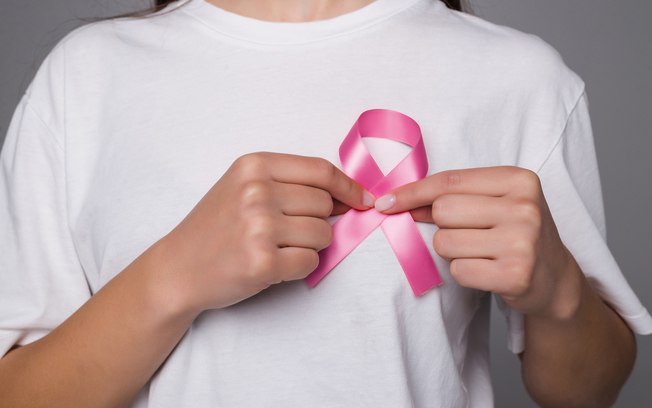 Outubro Rosa: obesidade é fator de risco para câncer de mama