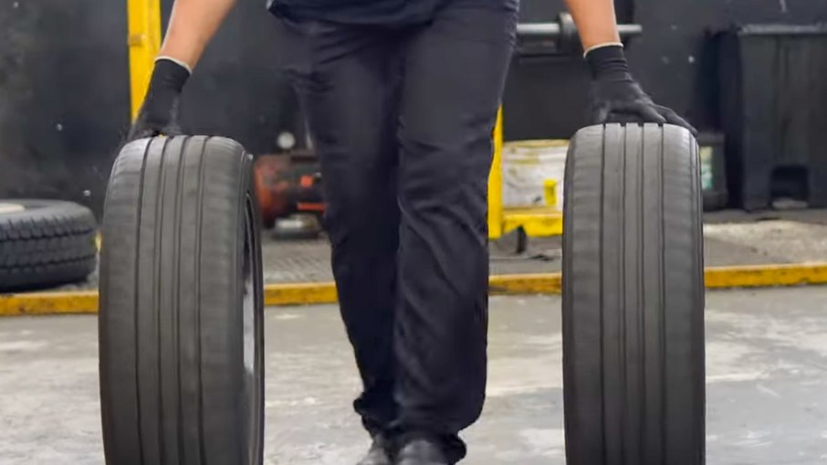 Rodízio de pneus