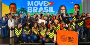 "Move Aplicativos" libera R$ 30 bi para motoristas e taxistas