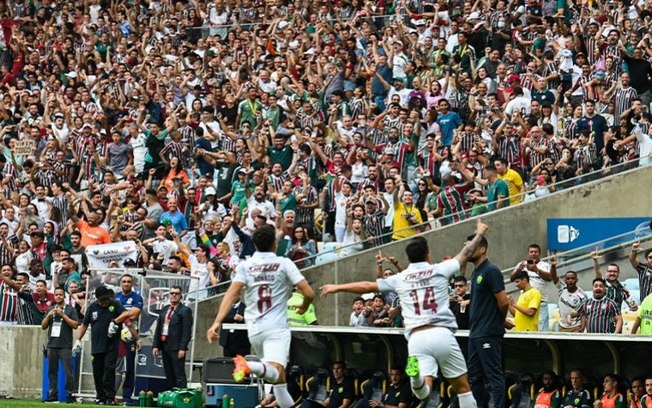 Torcida ‘sustenta’ time em campo, e sintonia dá ao Fluminense o direito de sonhar com novo título em 2022