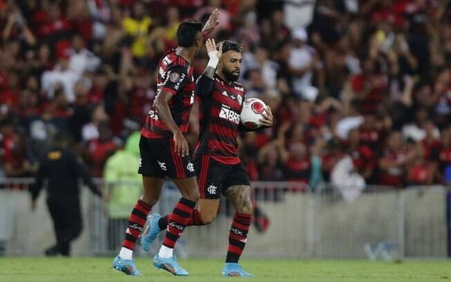 Bruno Henrique e Gabigol distantes? Reforço pode 'devolver' dupla do Flamengo, elogiada por Paulo Sousa