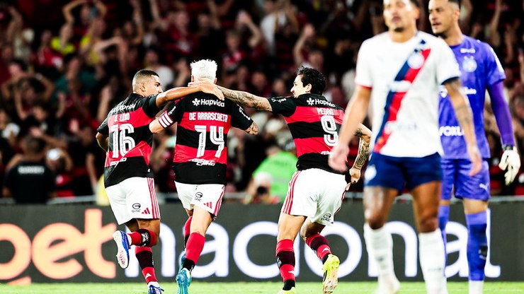 Soberba%20da%20dire%C3%A7%C3%A3o%20e%20da%20torcida%20n%C3%A3o%20pode%20afetar%20Flamengo
