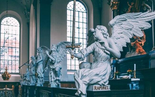 Oração dos Anjos Protetores para afastar os males