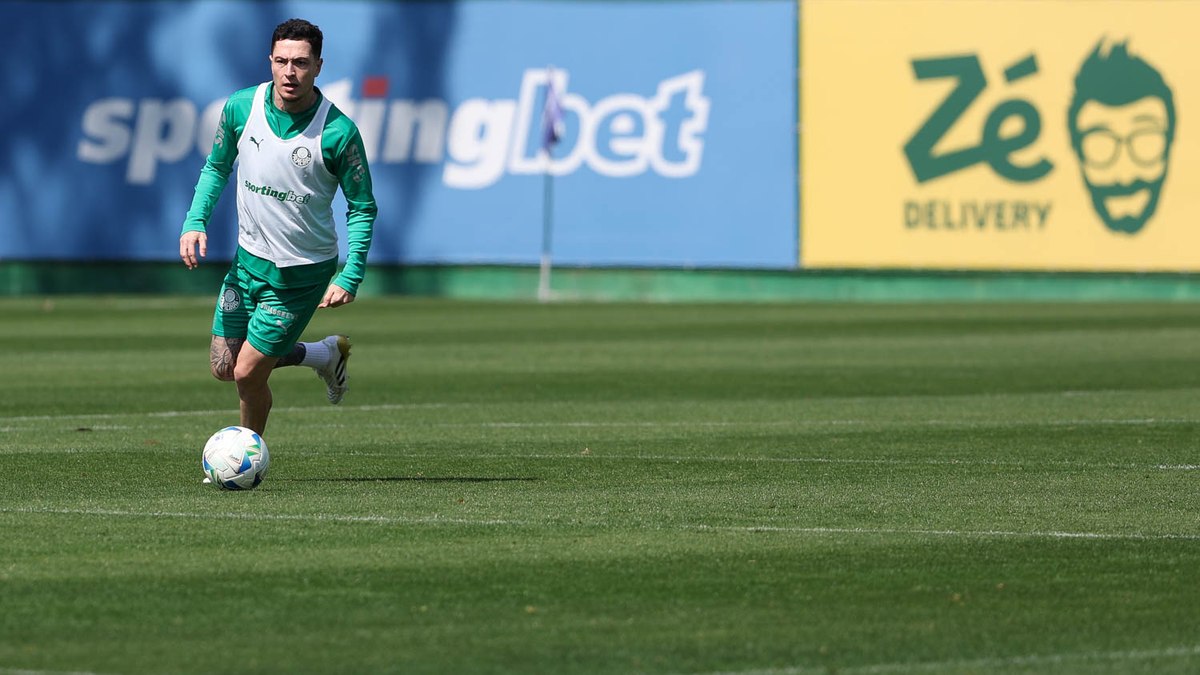 O volante do Palmeiras Aníbal Moreno será titular contra o Universitario O volante do Palmeiras Aníbal Moreno será titular contra o Universitario