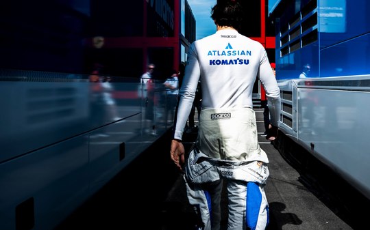 Não nos deixe: Williams quer manter Sainz a qualquer custo
