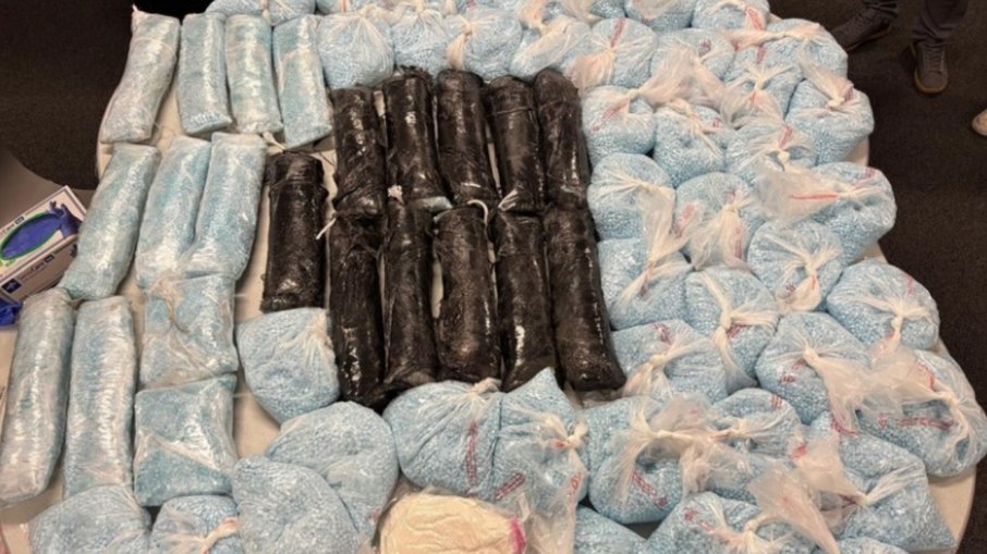 Comprimidos de carfentanil apreendidos por agentes do Departamento da Administração de Combate às Drogas dos EUA 