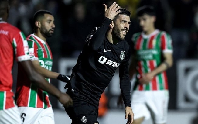 João Fernandes comemora o gol marcado na vitória do Sporting - Foto: Divulgação / Sporting