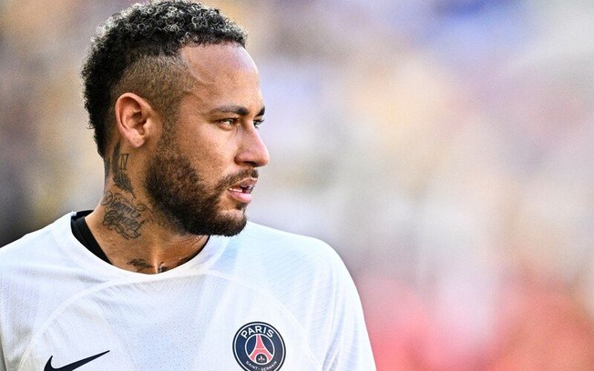 Neymar se aproxima do Al Hilal, garante jornalista