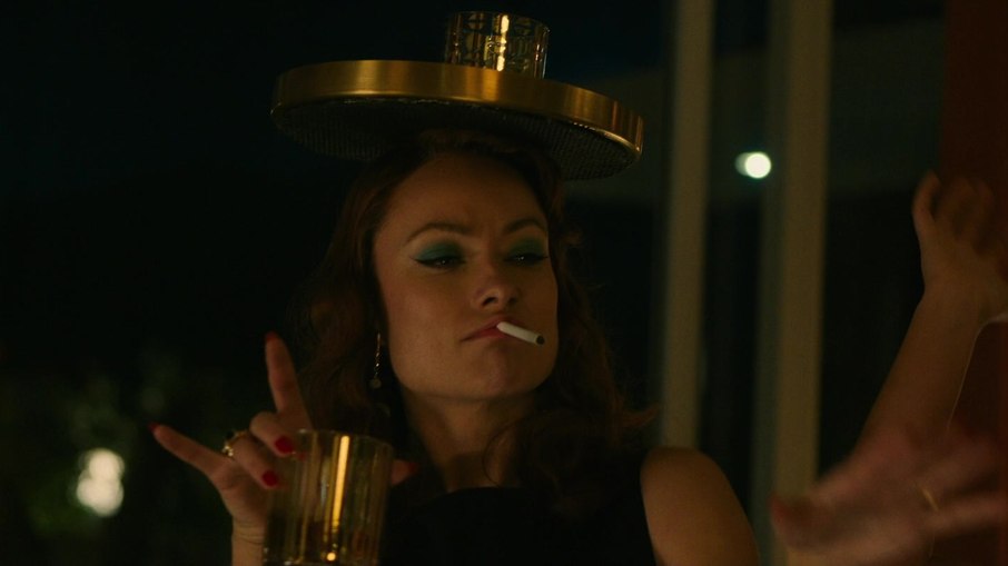 Olivia Wilde em Não Se Preocupe, Querida